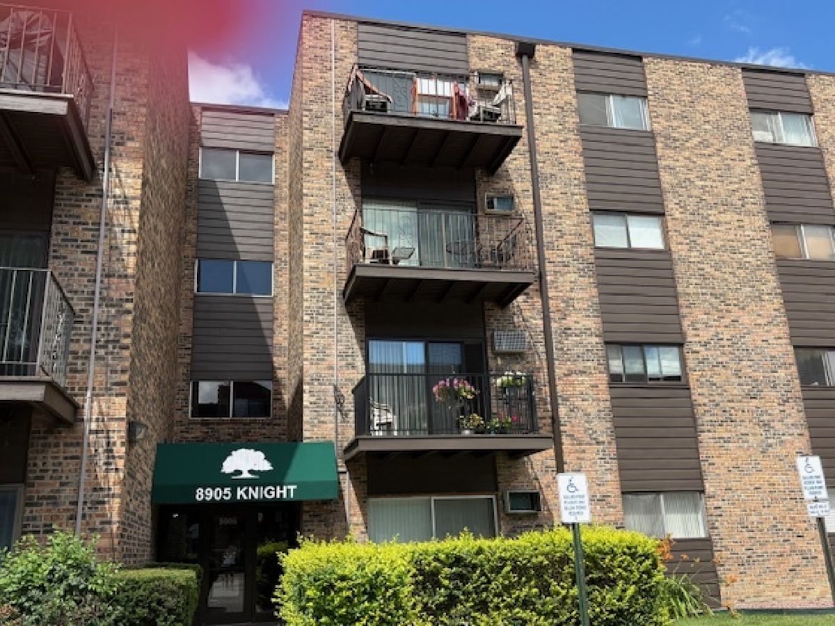  Rented Des Plaines Illinois, 8905 Knight