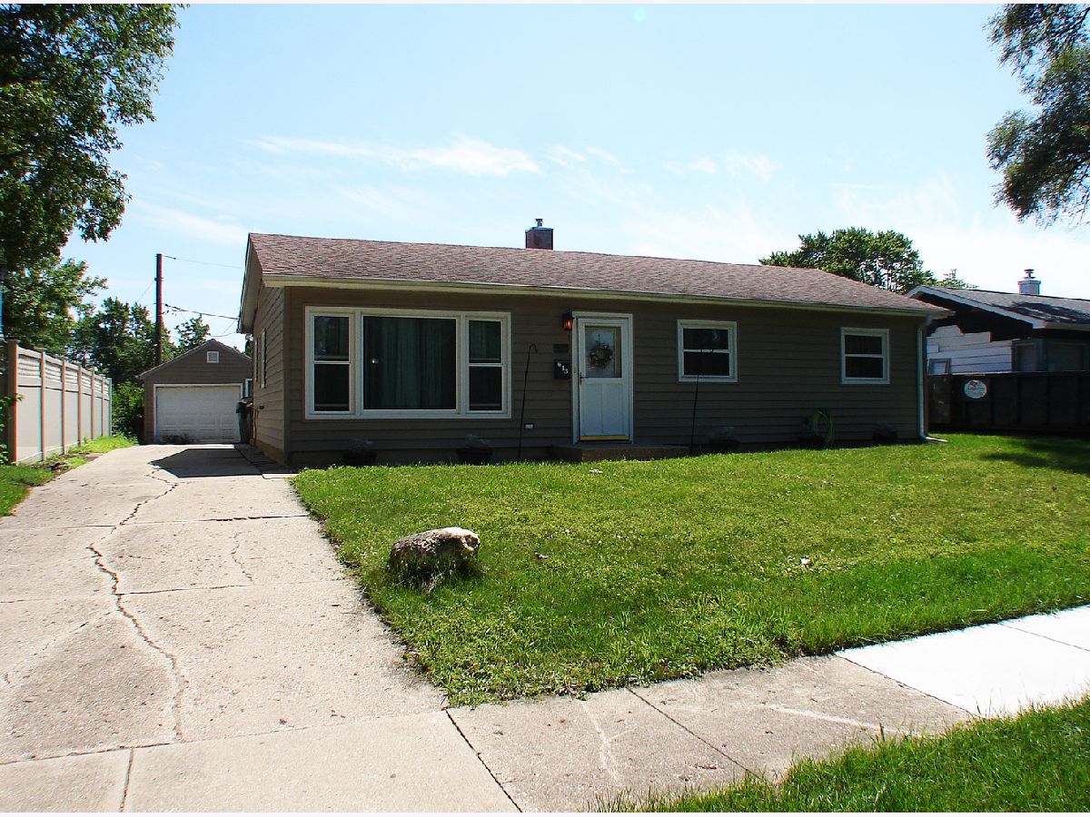  Sold Mundelein Illinois, 613 Bonniebrook