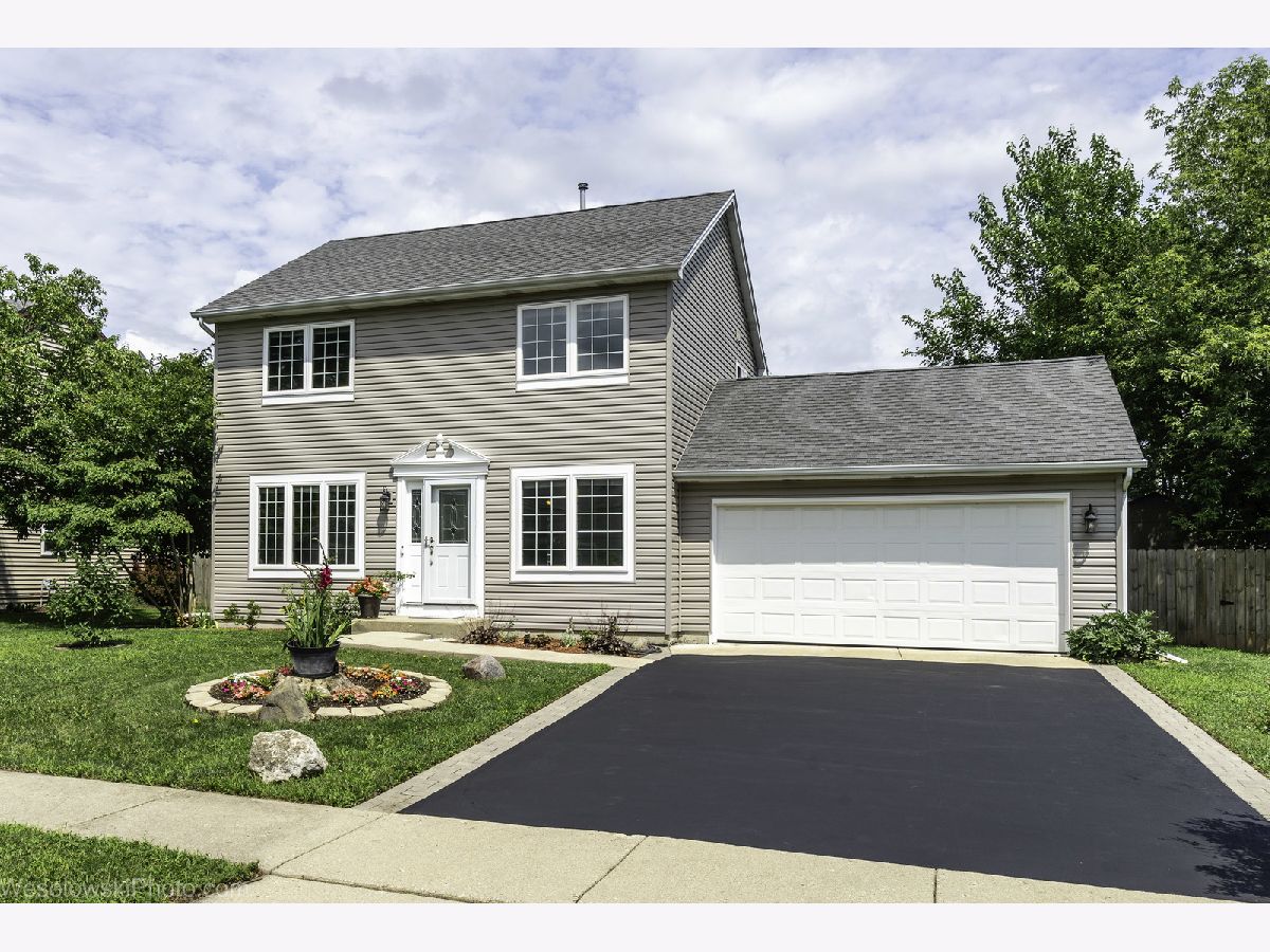  Sold Mchenry Illinois, 2004 Pine
