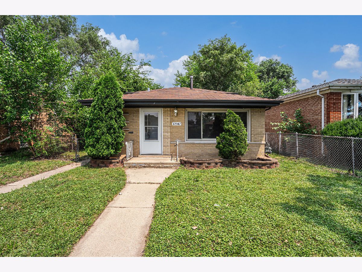  For Sale Burnham Illinois, 13947 Saginaw Avenue
