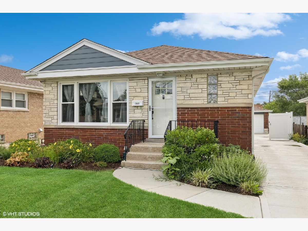  Rented Niles Illinois, 7335 Nora