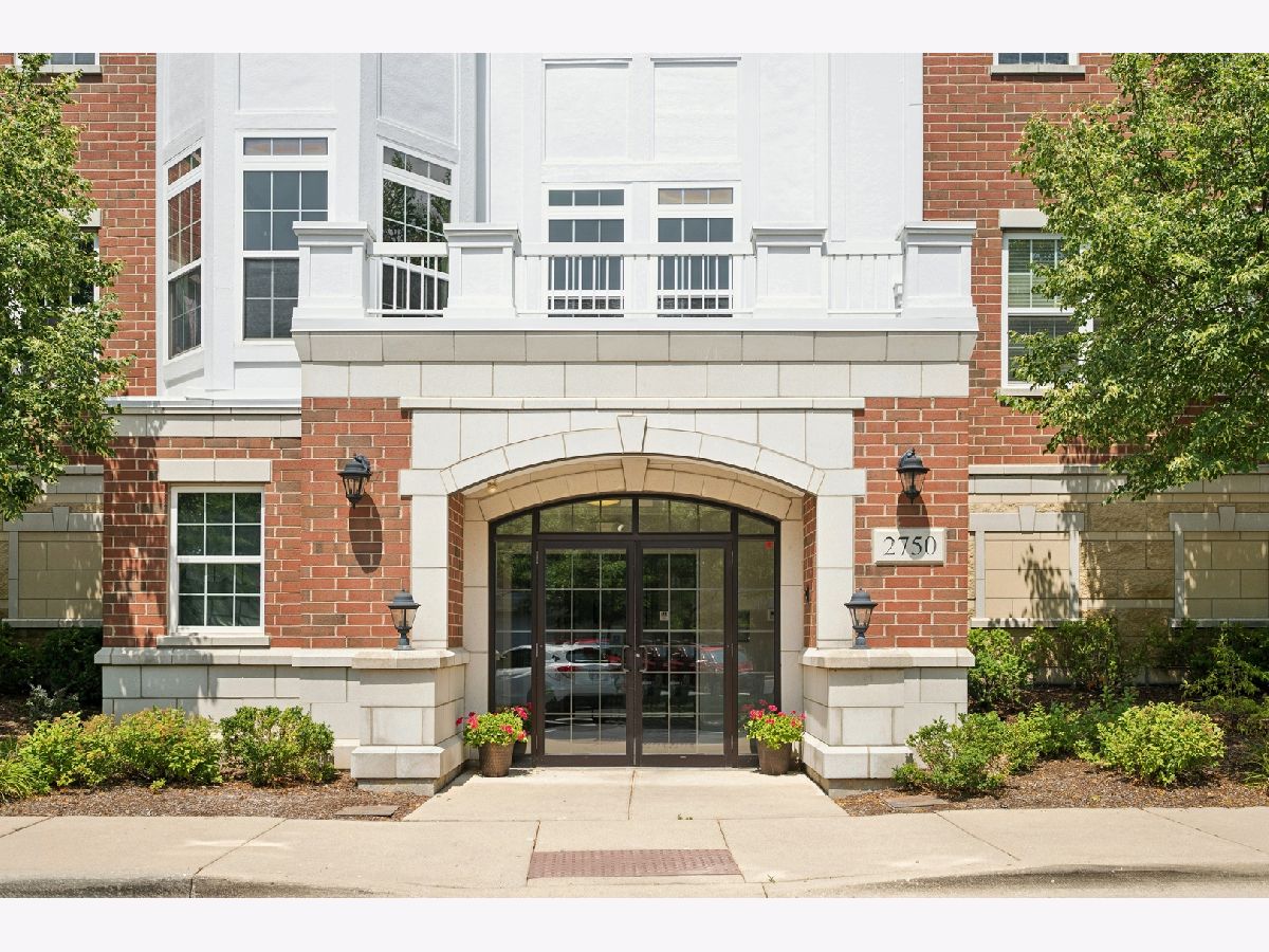  Sold Glenview Illinois, 2750 Commons