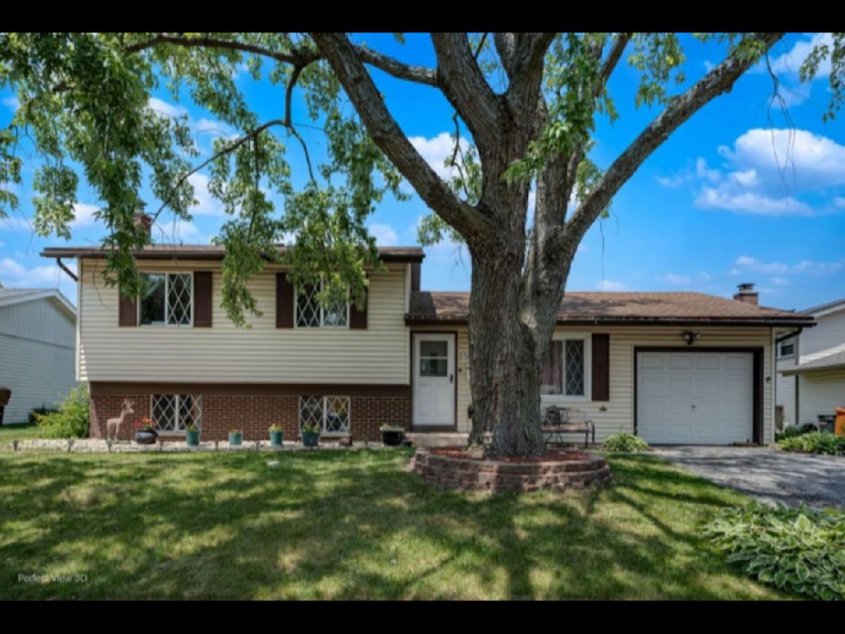 Homes For Sale Gingerwood Oak Forest Illinois, 5112 Deerpath Road