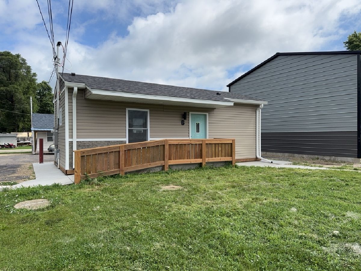  Rented Crystal Lake Illinois, 1600 North