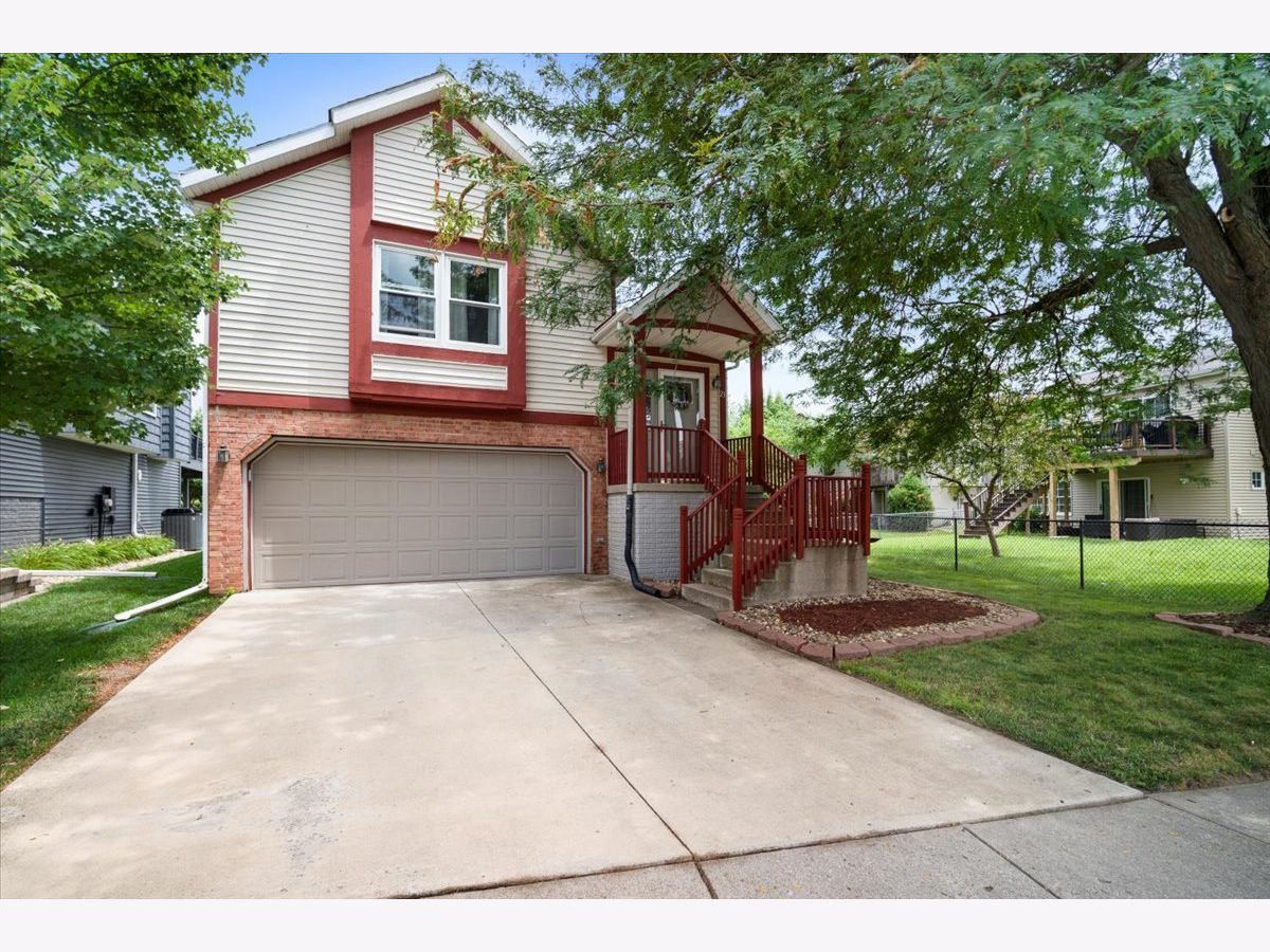 Homes & Condos & Townhomes Sold Park Place Bloomington Illinois, 23 Parkshores