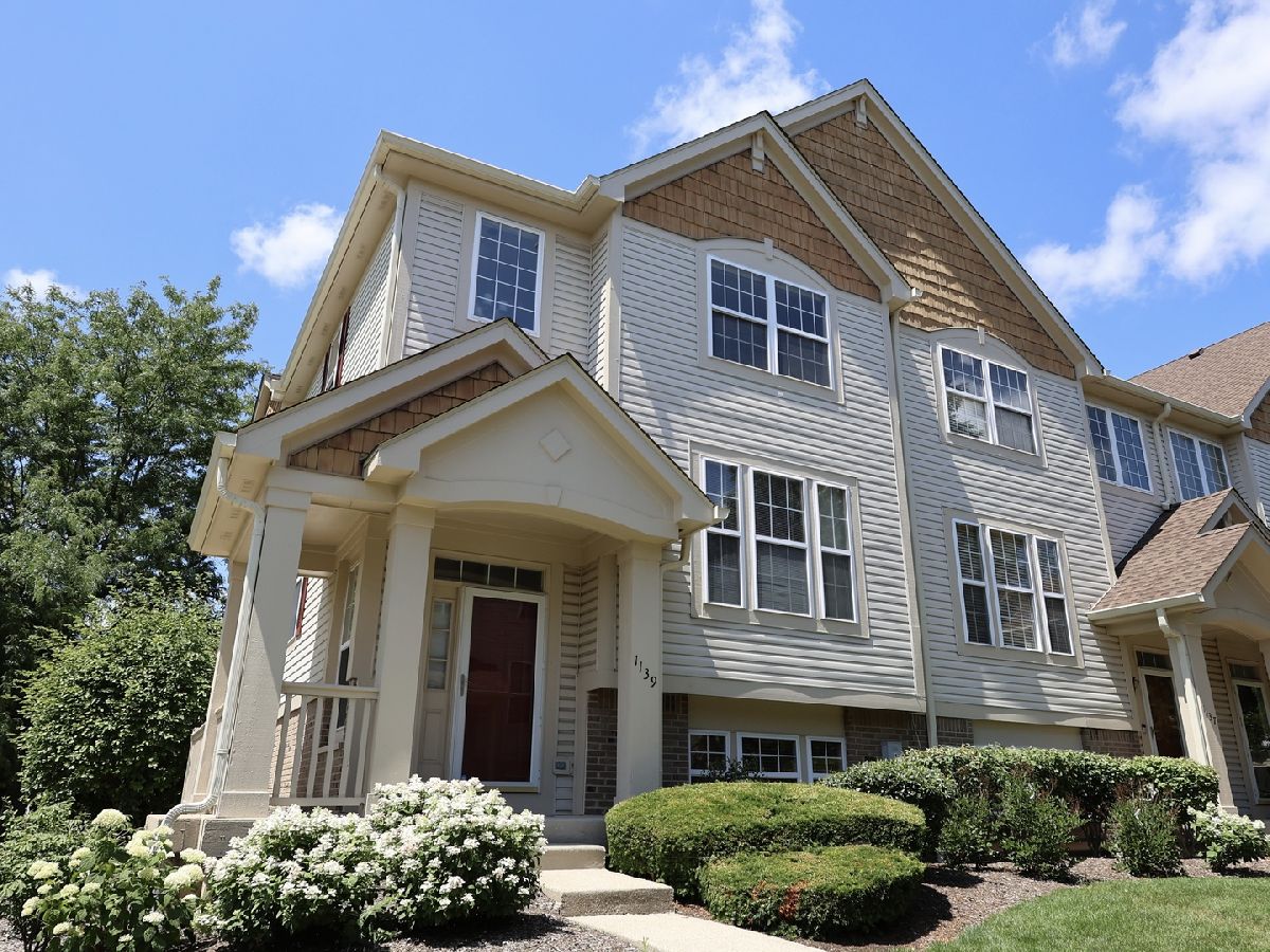 Townhomes Rented Georgetown Square Vernon Hills Illinois, 1139 Georgetown