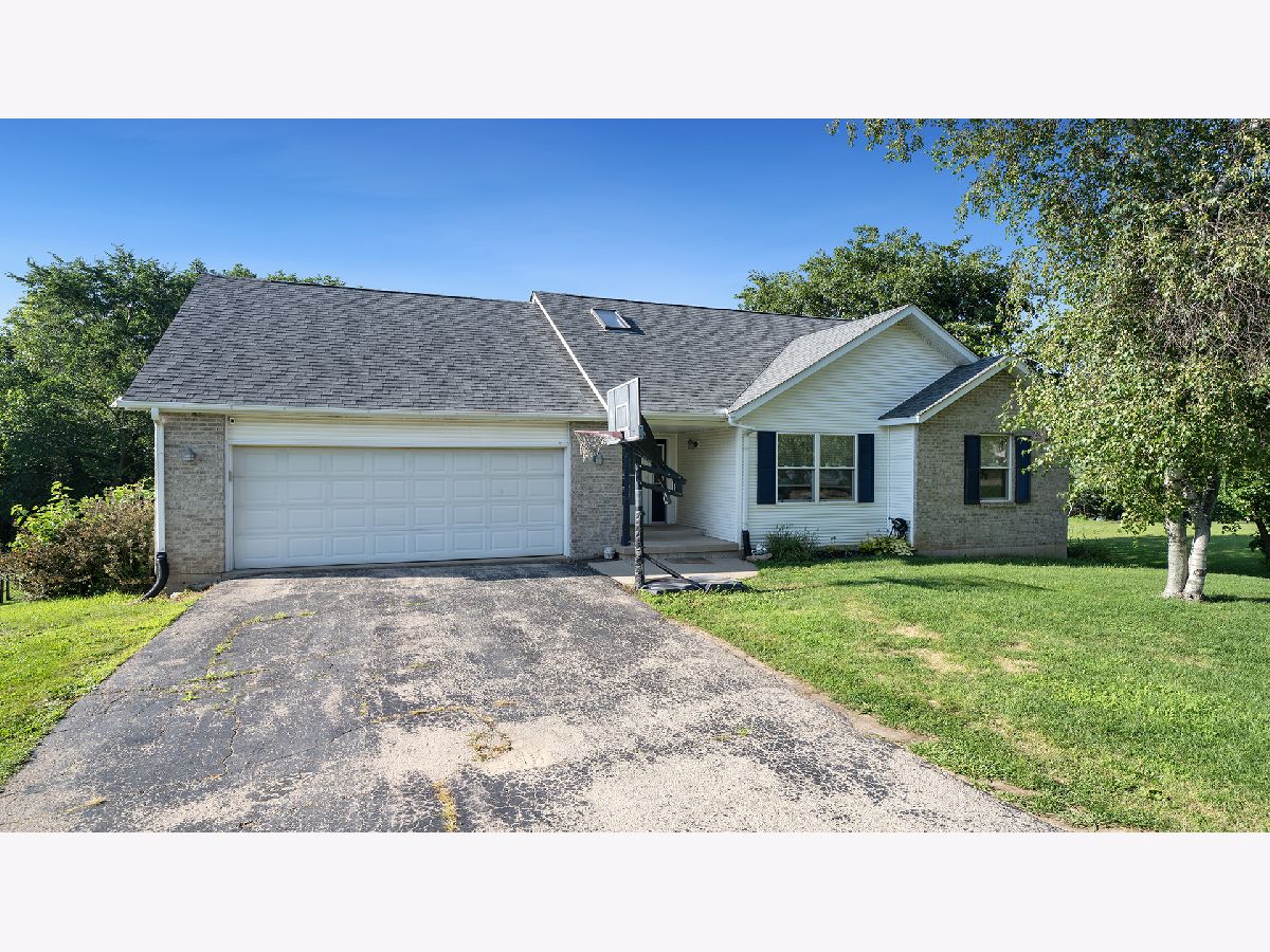  Sold Oregon Illinois, 1442 Indian Heights