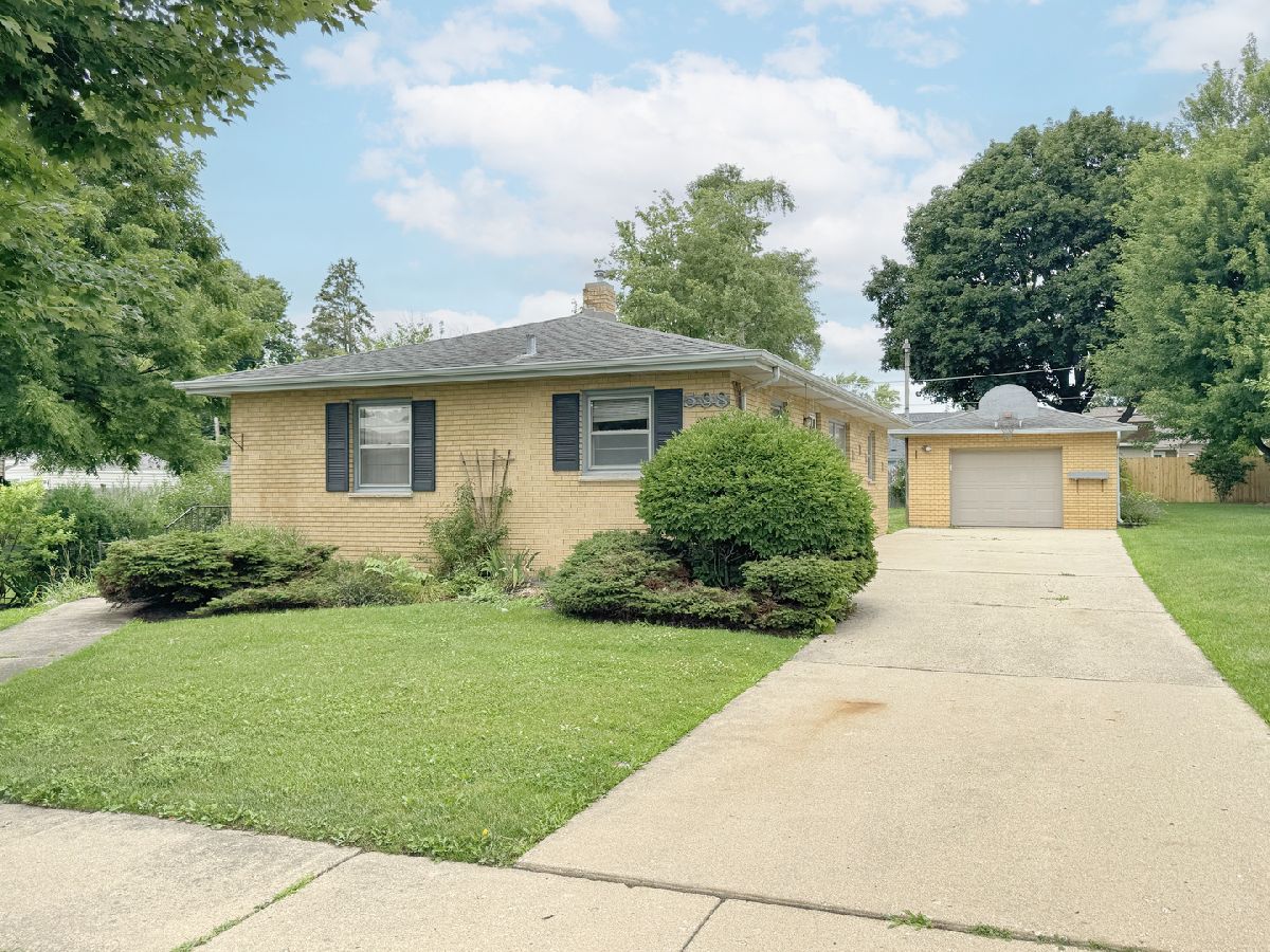  Sold Elgin Illinois, 598 Oakhill