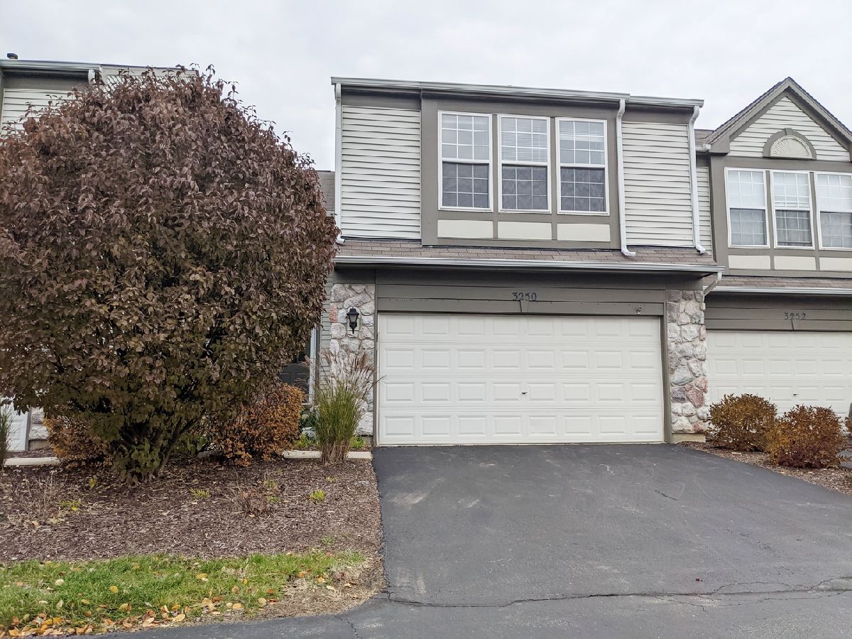  Rented Aurora Illinois, 3250 Bromley