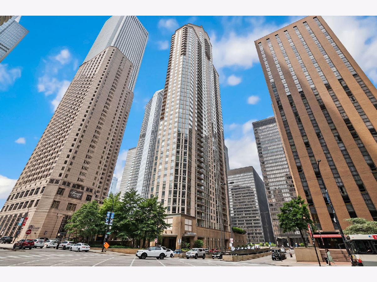  Sold Chicago Illinois, 222 Columbus