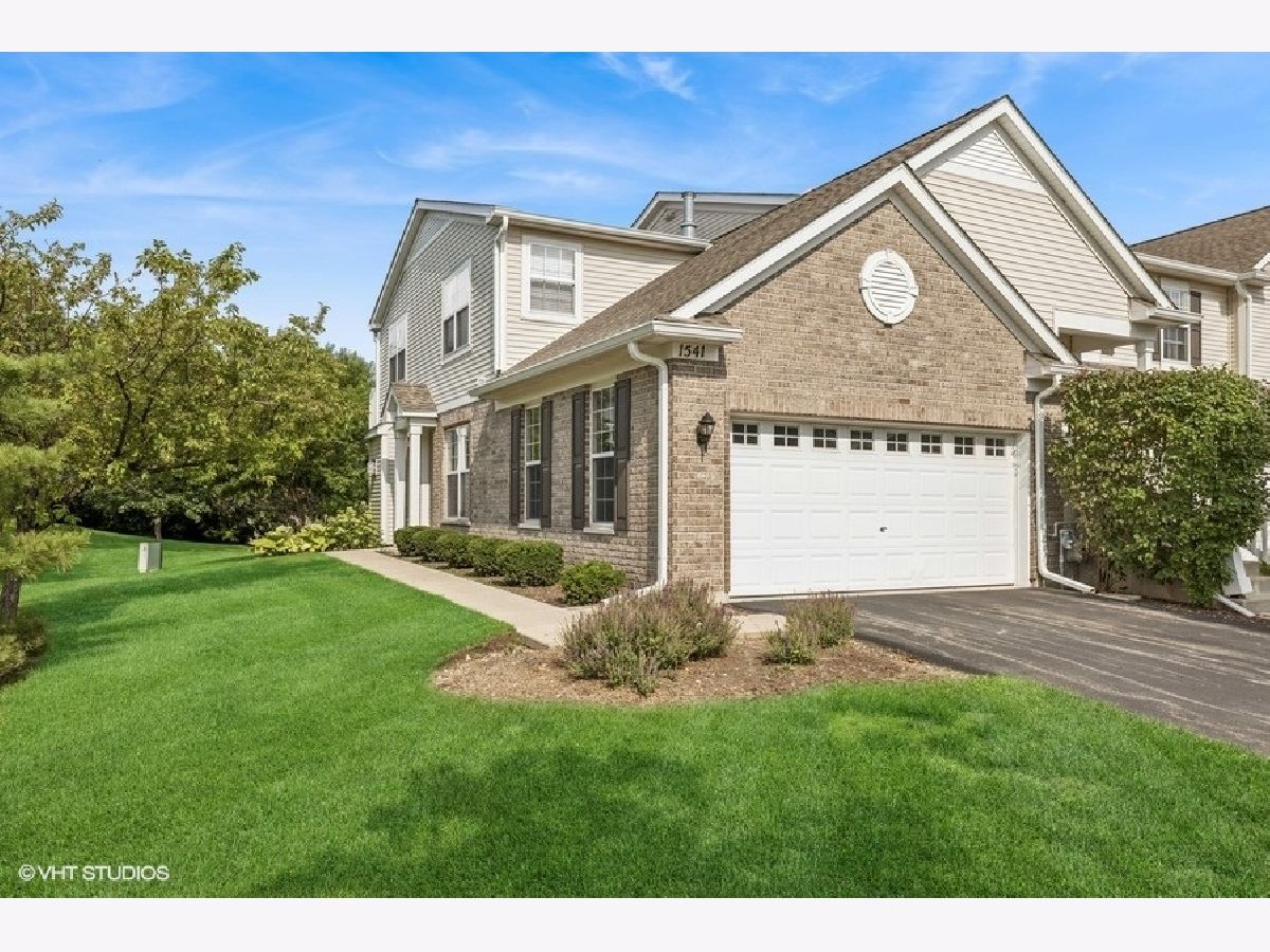  Rented Algonquin Illinois, 1541 Millbrook