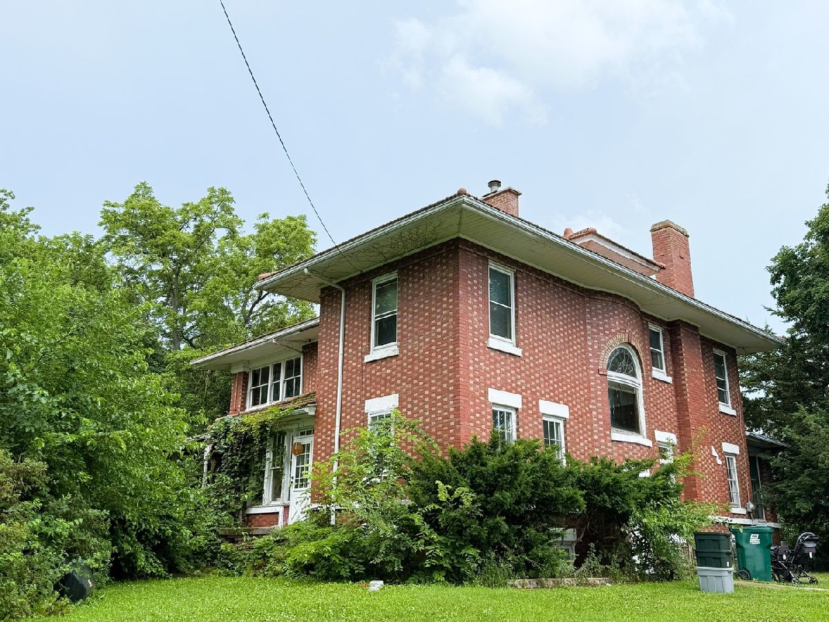  Sold Milledgeville Illinois, 2 8th