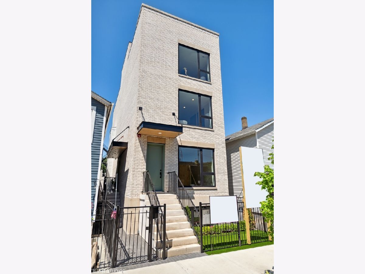 Sold Chicago Illinois, 450 Racine