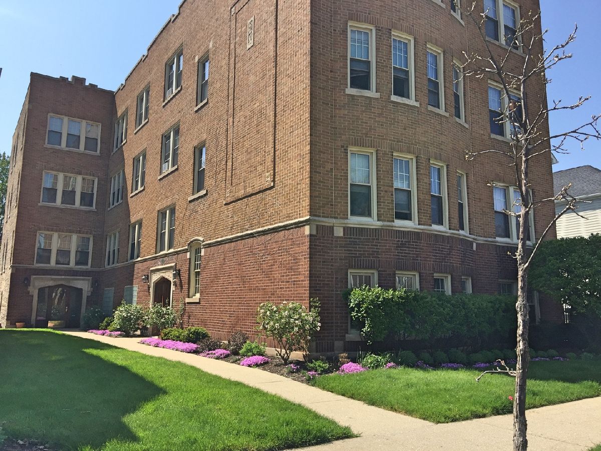  Rented Evanston Illinois, 318 Sherman