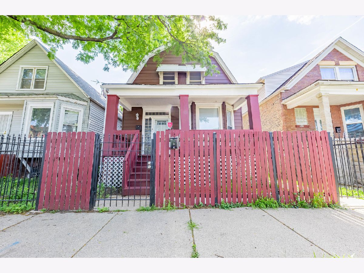 Rented Chicago Illinois, 6627 Wolcott