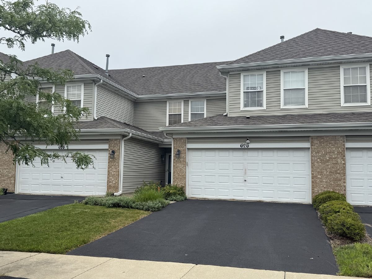 Townhomes & Condos Rented Bridgewater Naperville Illinois, 626 Lakeridge