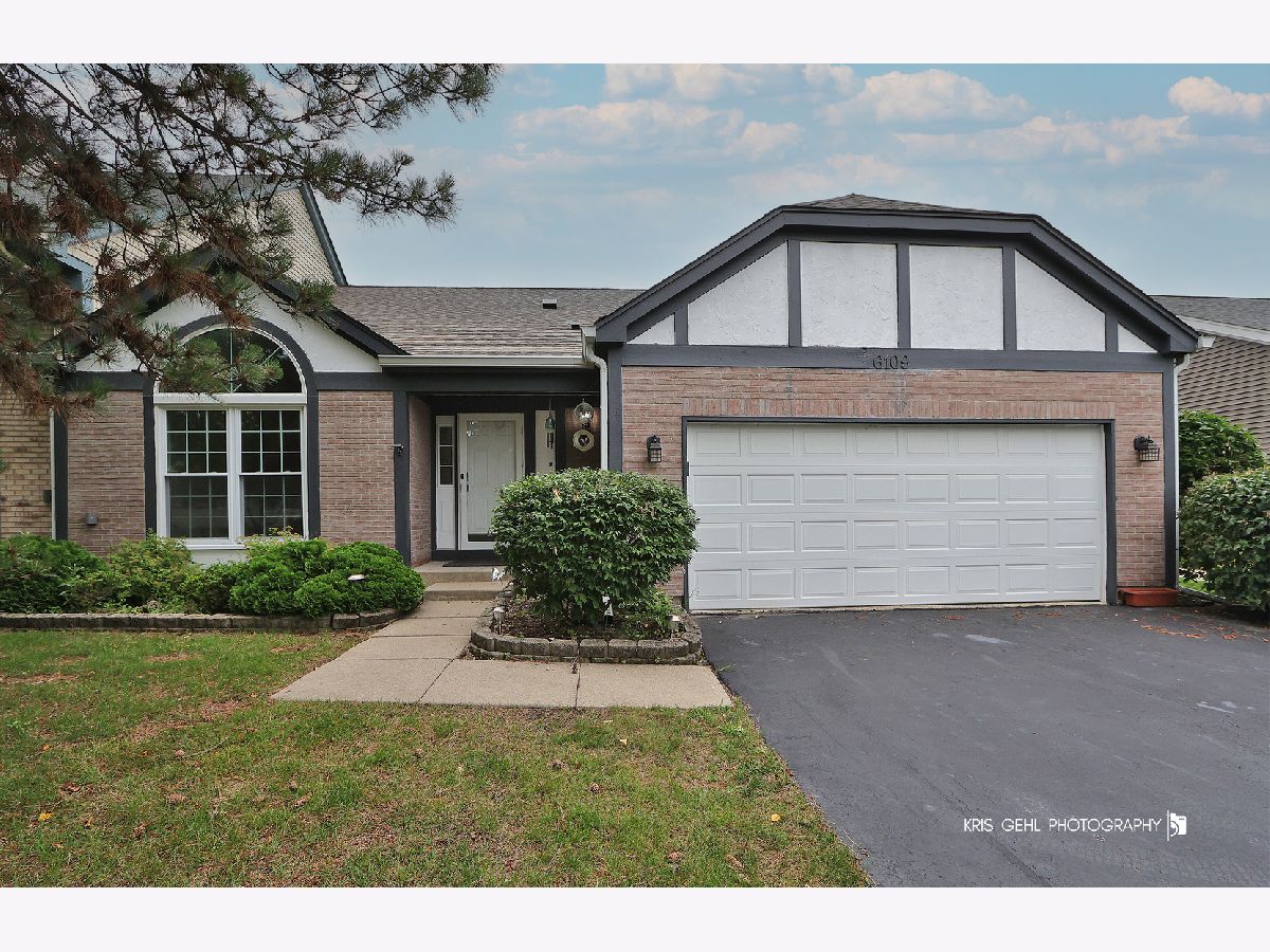 Homes & Condos & Townhomes Sold Fairway Ridge Gurnee Illinois, 6109 Golfview