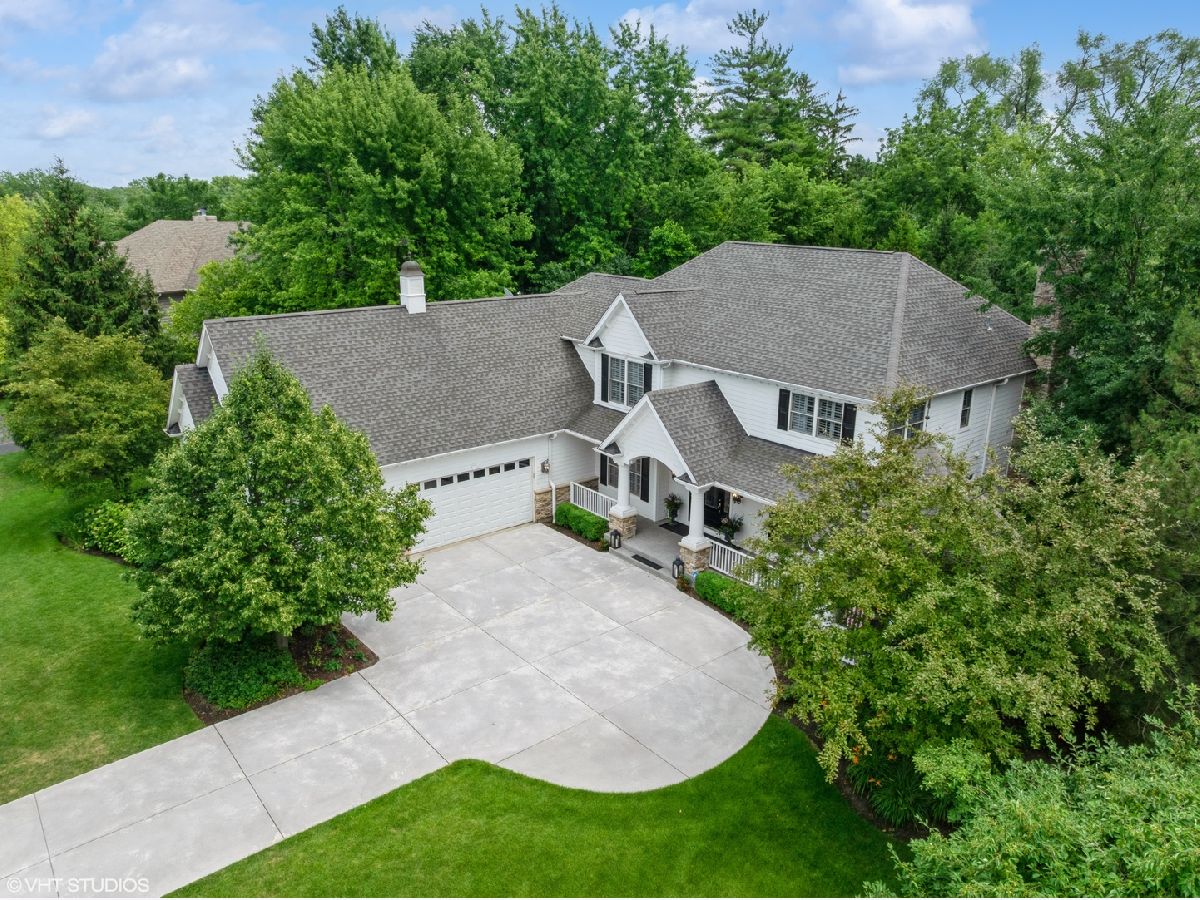 Homes For Sale Barrington Court Barrington Illinois, 880 Hampstead Court