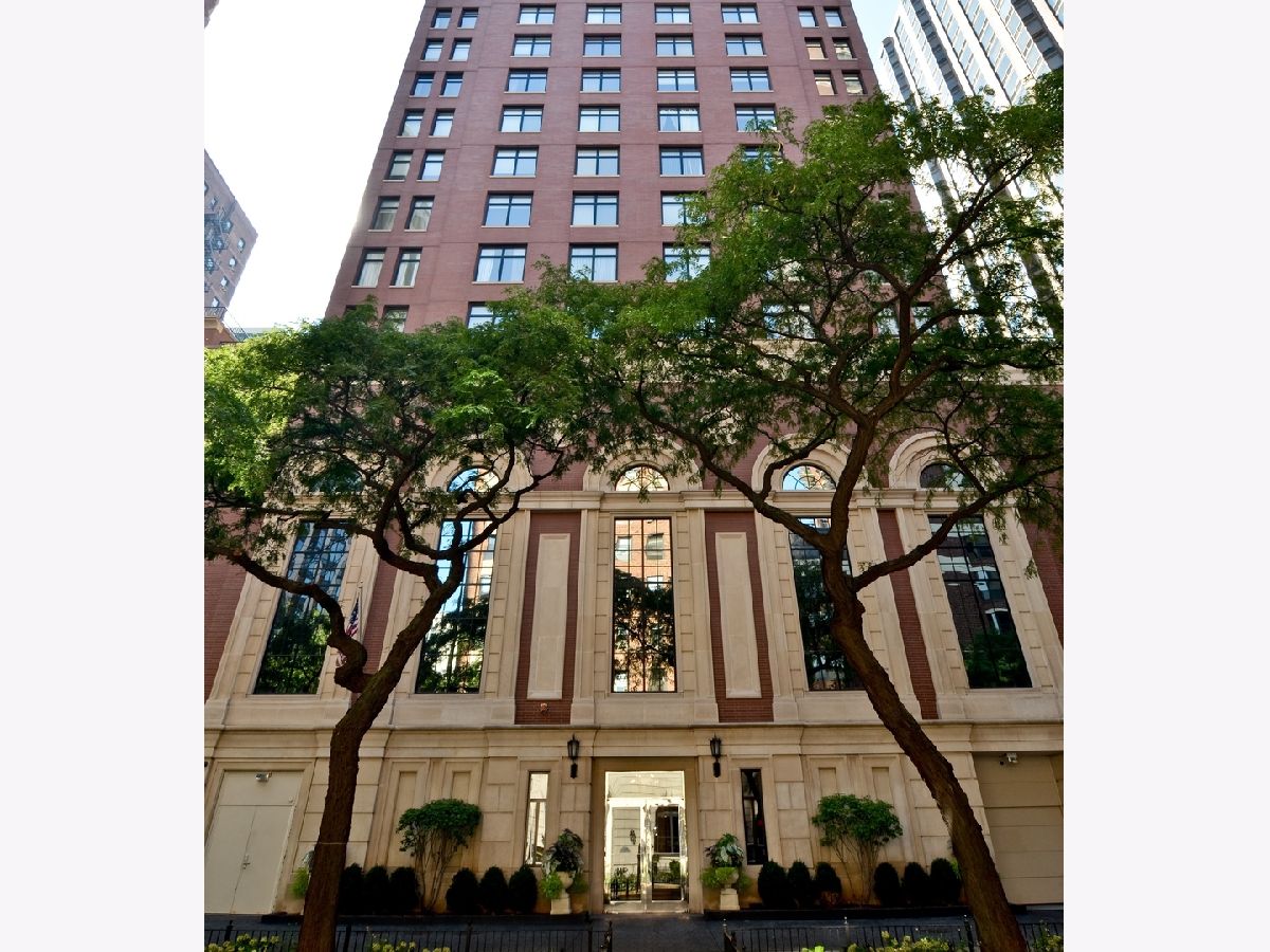  Rented Chicago Illinois, 1122 Dearborn