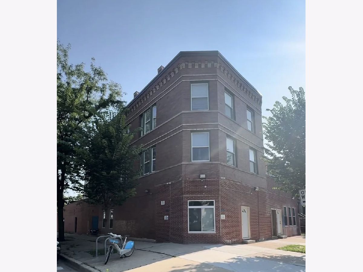  For Rent Chicago Illinois, 3301 Evergreen