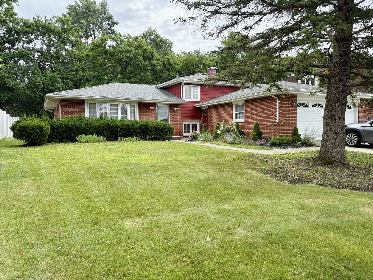  Sold Darien Illinois, 7913 Sawyer