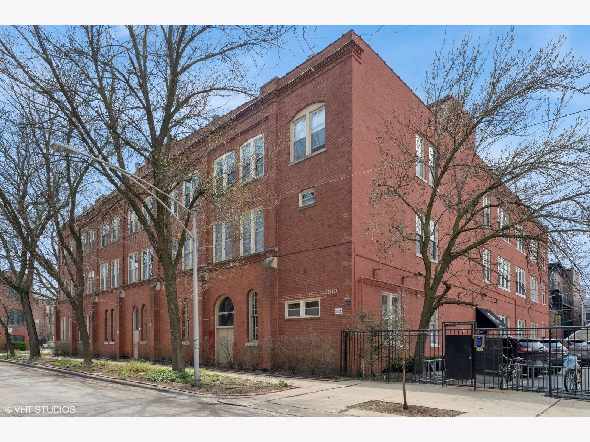  Sold Chicago Illinois, 2510 Wayne