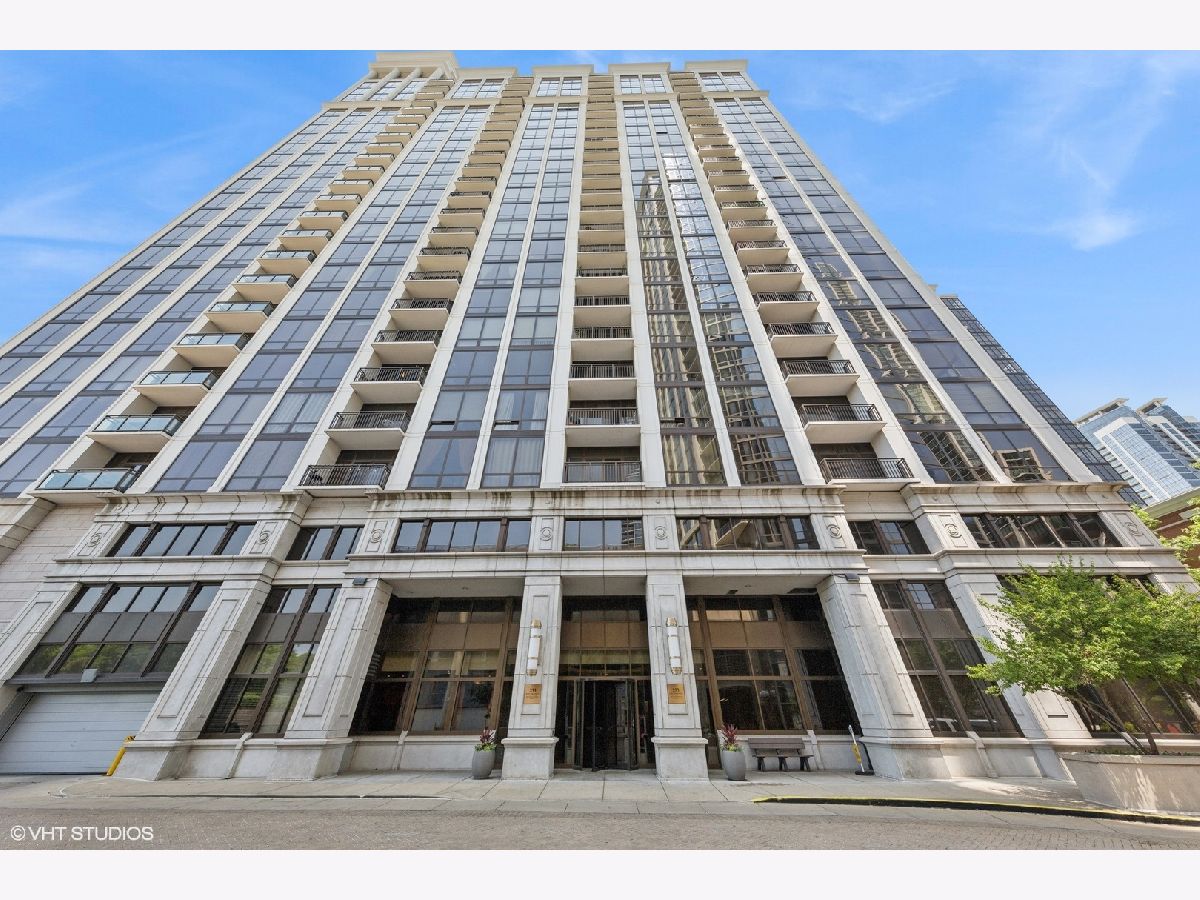 Condos & Townhomes For Sale Museum Park Chicago Illinois, 233 13th Street
