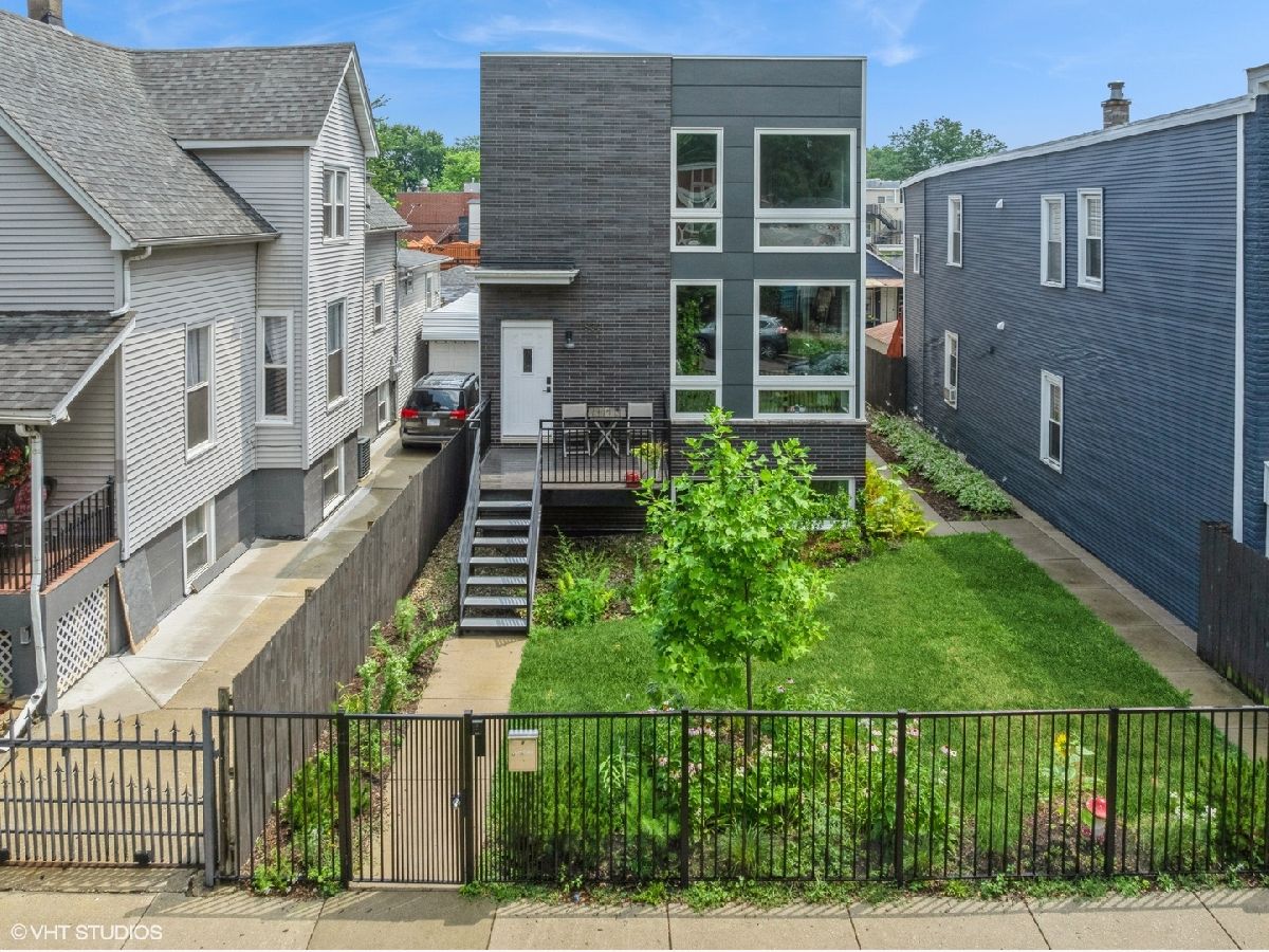  Sold Chicago Illinois, 1633 Saint Louis