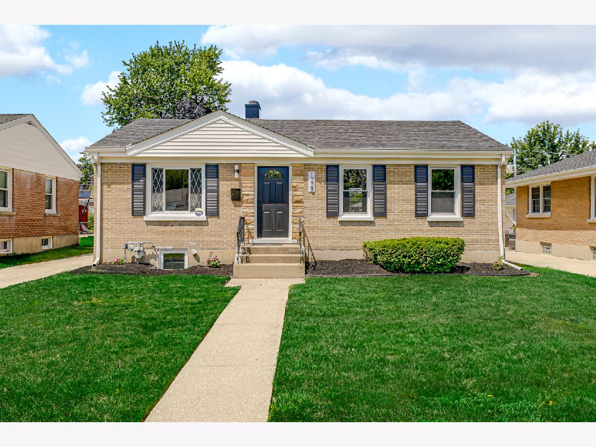  For Sale Berkeley Illinois, 1228 Hillside Avenue