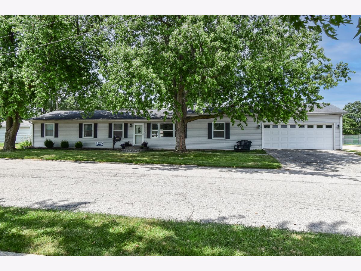  Sold Pontiac Illinois, 705 Morrow