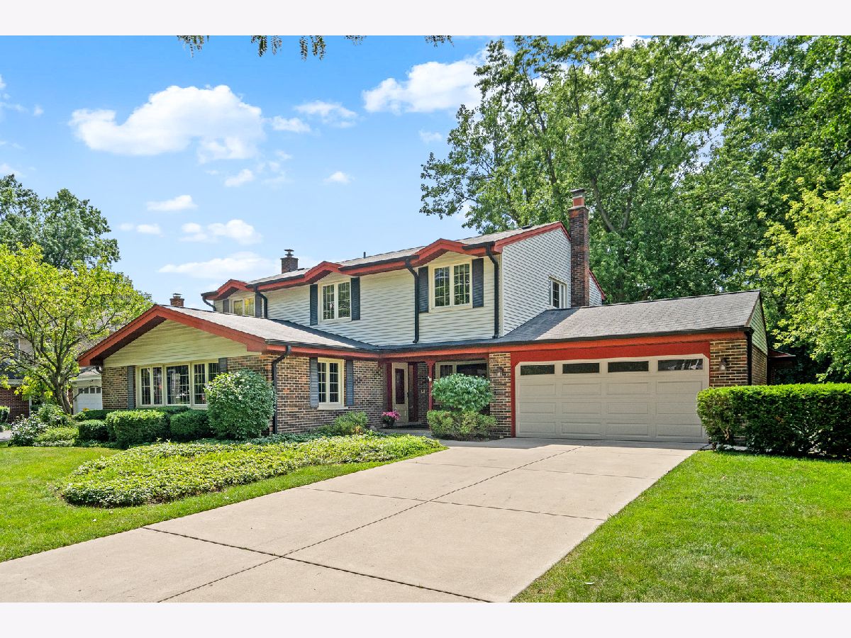 Homes Sold Heathercrest Northbrook Illinois, 1820 Clover