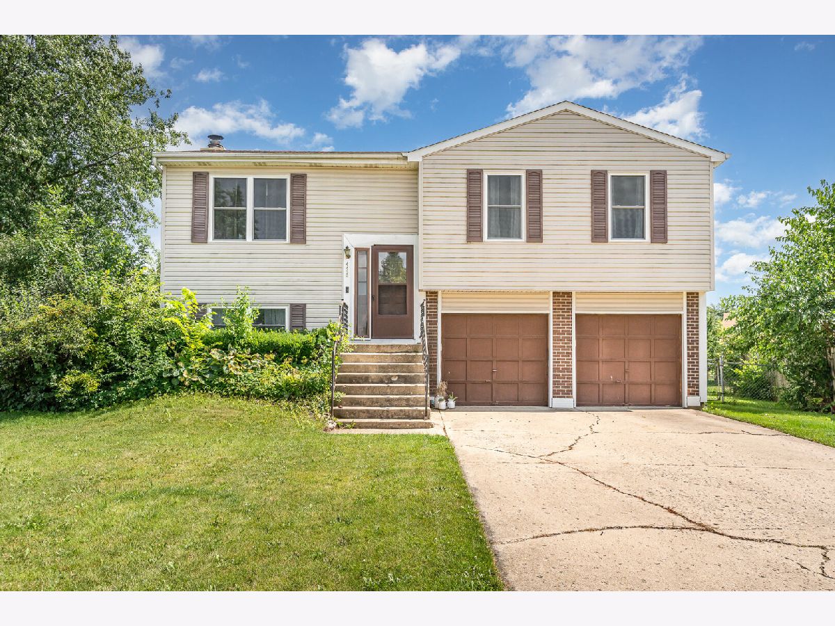  Sold Bolingbrook Illinois, 435 Navajo