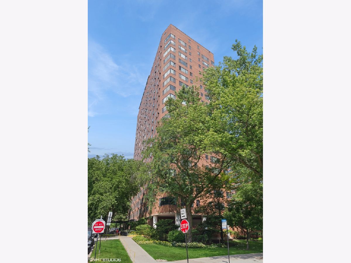 Condominiums Rented Darien Condominium Chicago Illinois, 3100 Lake Shore