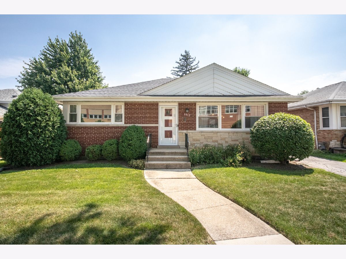  Sold La Grange Park Illinois, 1213 Raymond
