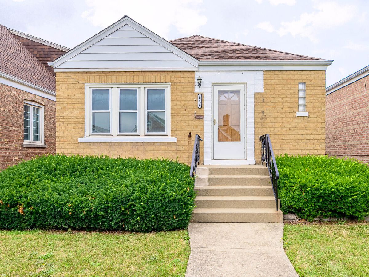  Sold Chicago Illinois, 6736 Kolin