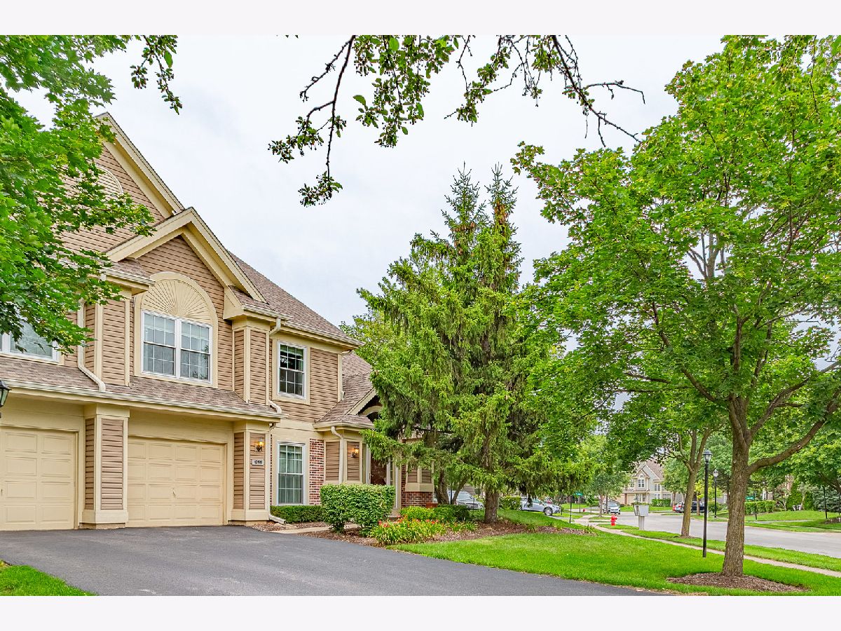  Sold Elk Grove Village Illinois, 1266 Old Mill