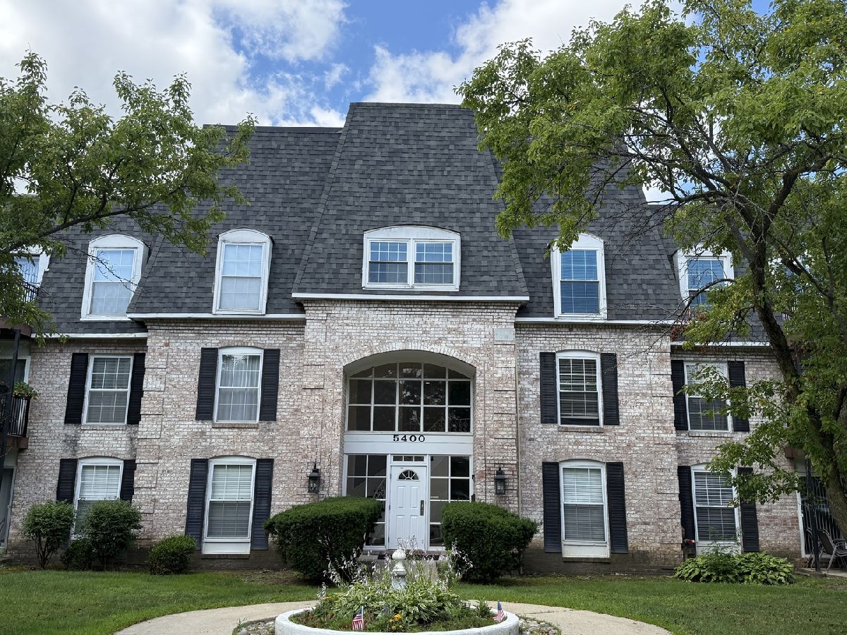  Sold Rolling Meadows Illinois, 5400 Carriageway