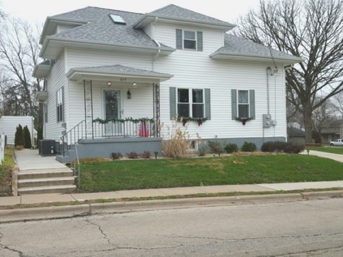  Rented Peru Illinois, 615 Green