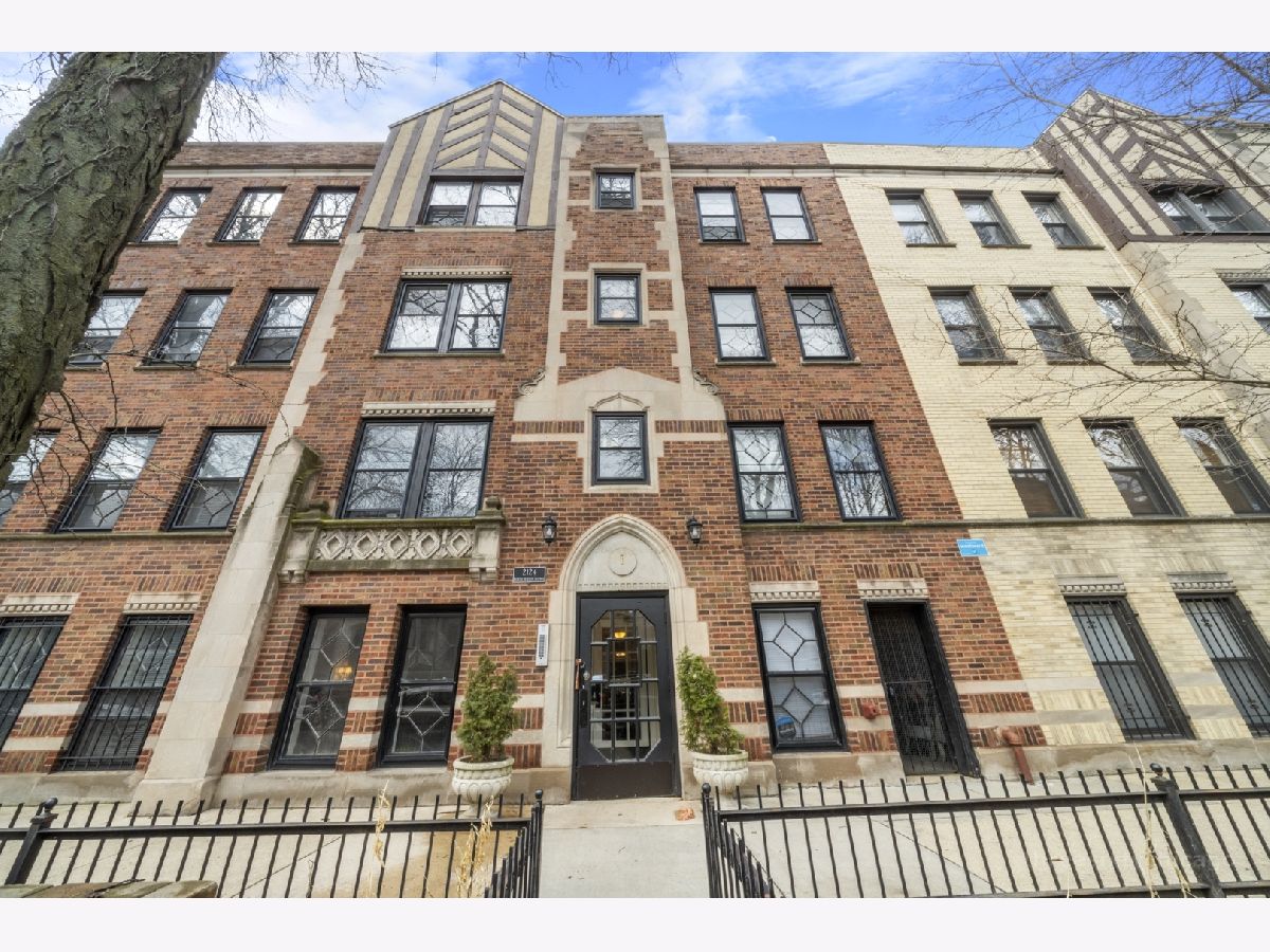  Rented Chicago Illinois, 2124 Hudson