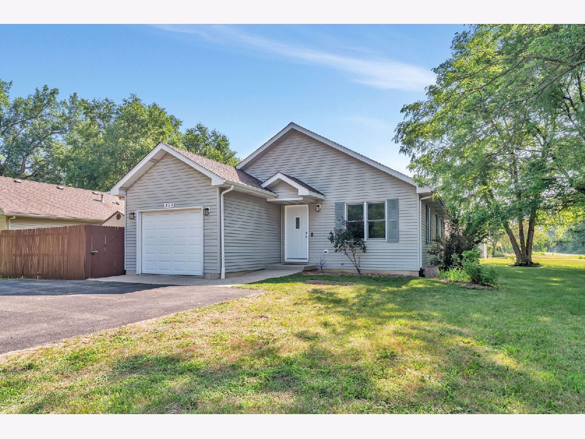  Sold Braidwood Illinois, 209 Division