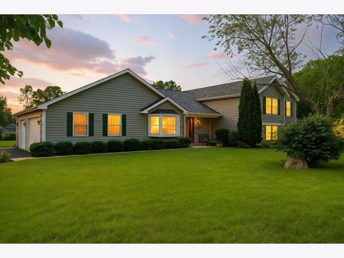  Sold Spring Grove Illinois, 2411 Hidden