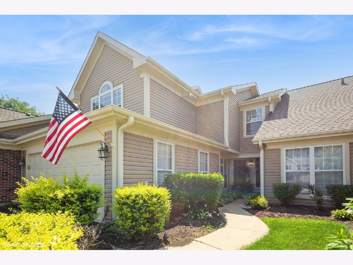  Rented Elk Grove Village Illinois, 707 Clover Hill