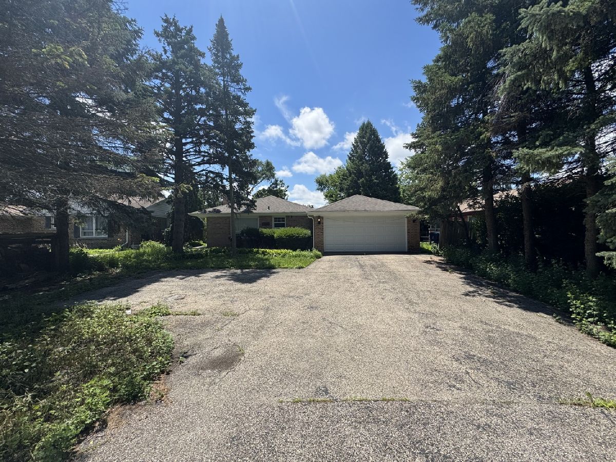  For Rent Northbrook Illinois, 1727 Dundee
