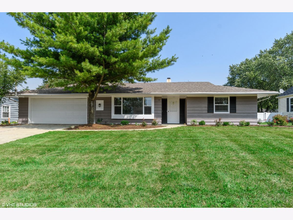  For Rent Montgomery Illinois, 92 Circle Drive West