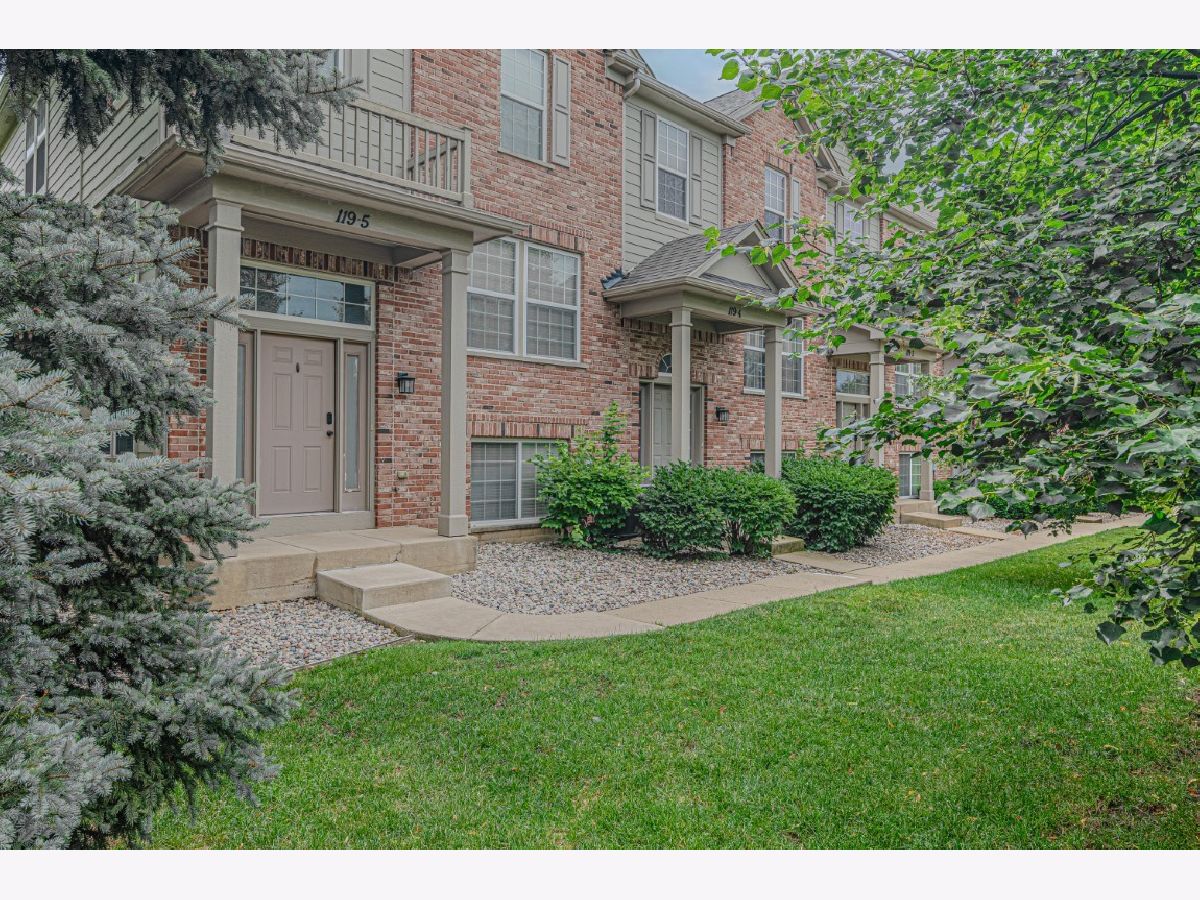  Sold Wood Dale Illinois, 119 Blackhawk