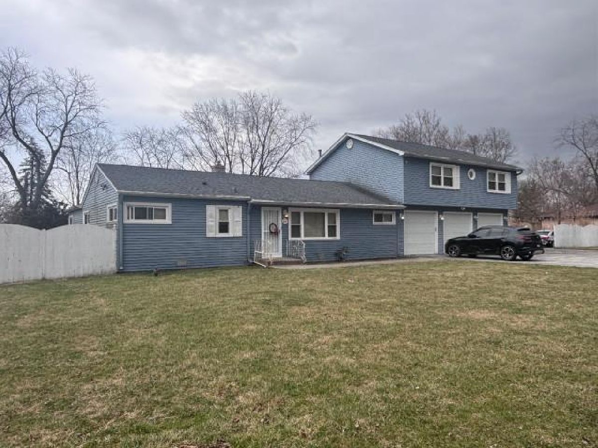  For Sale Glenwood Illinois, 19119 Saint Lawrence Avenue