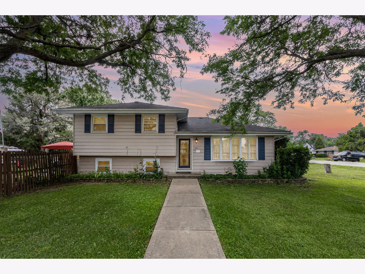  Sold Westmont Illinois, 4001 Lincoln