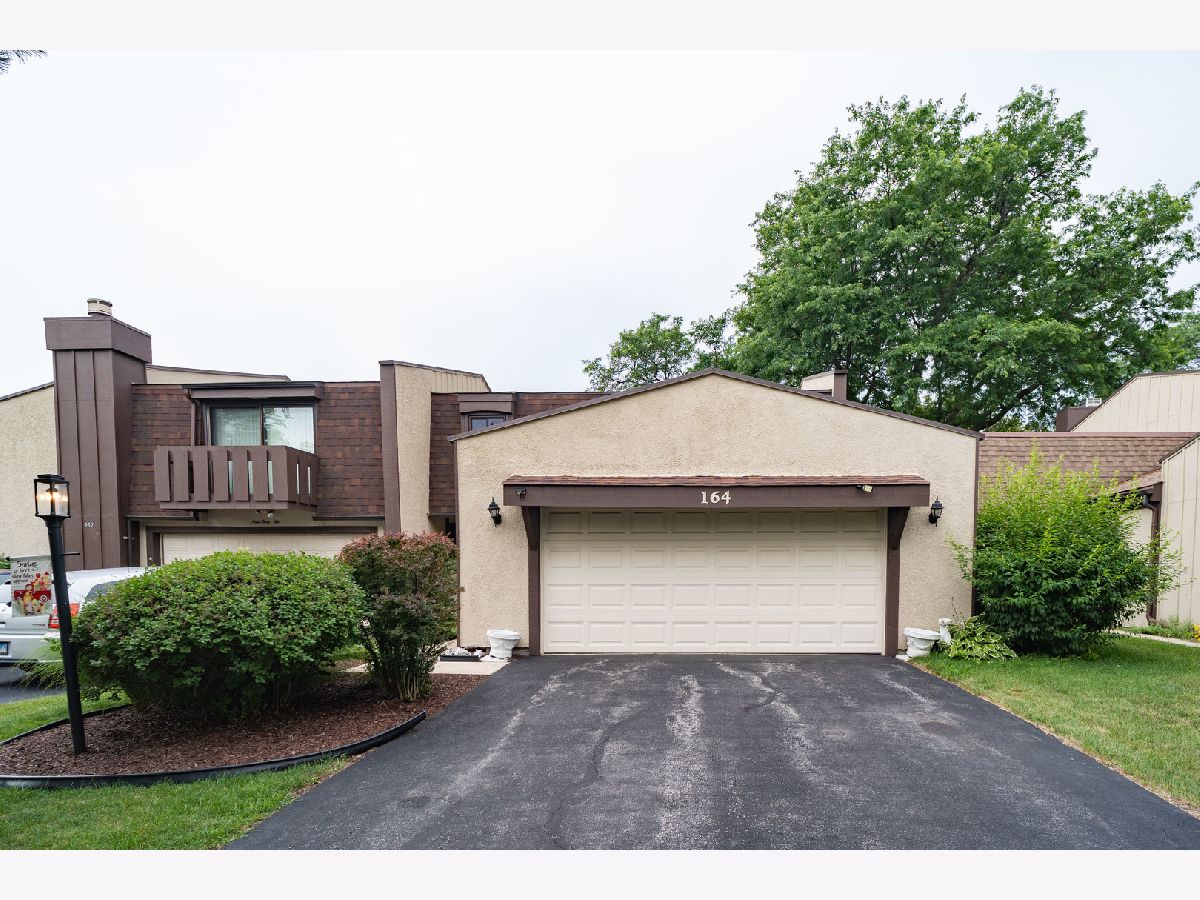 For Sale Indian Head Park Illinois, 164 Cascade Drive