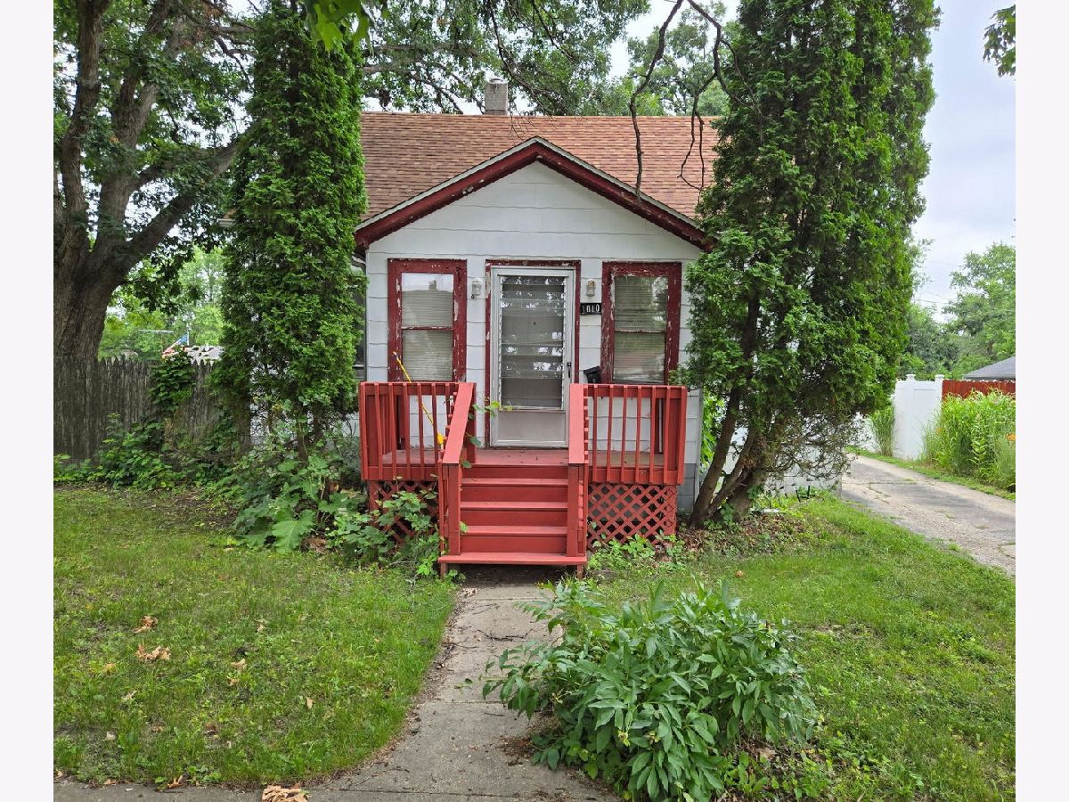  Sold Joliet Illinois, 1010 Maplecrest