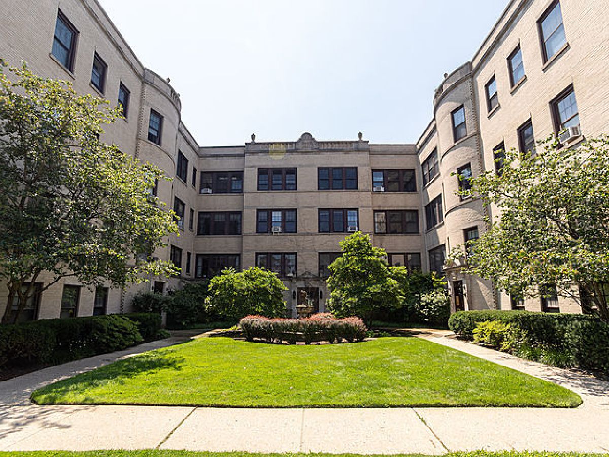 Condominiums Sold Essex In Evanston Evanston Illinois, 908 Greenwood